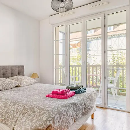 En Plein Coeur De Apartment *